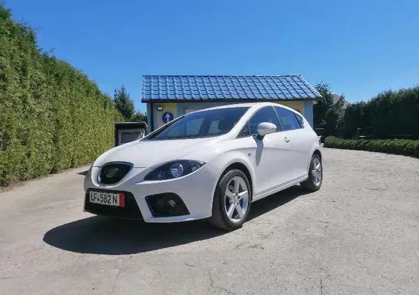 warmińsko-mazurskie Seat Leon cena 24000 przebieg: 123297, rok produkcji 2010 z Nekla